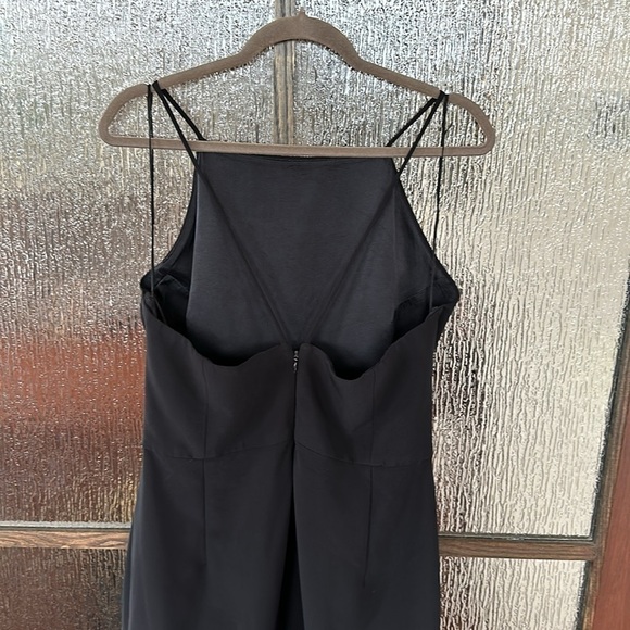 Christian Siriano black halter ruffle dress
Arabella size 14 $1100 retail - Picture 12 of 14